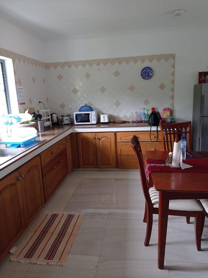 Les Forbans Selfcatering Apartment تاكاماكا المظهر الخارجي الصورة