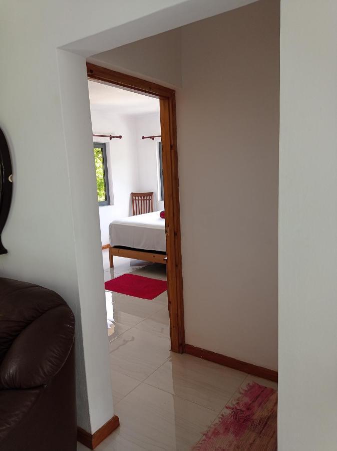 Les Forbans Selfcatering Apartment تاكاماكا المظهر الخارجي الصورة