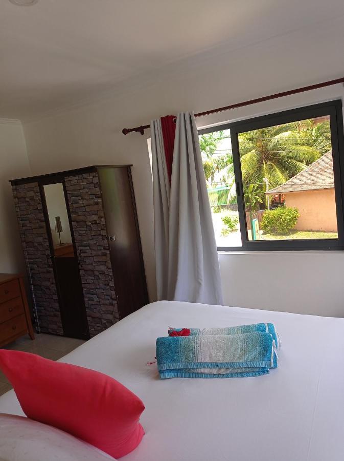 Les Forbans Selfcatering Apartment تاكاماكا المظهر الخارجي الصورة