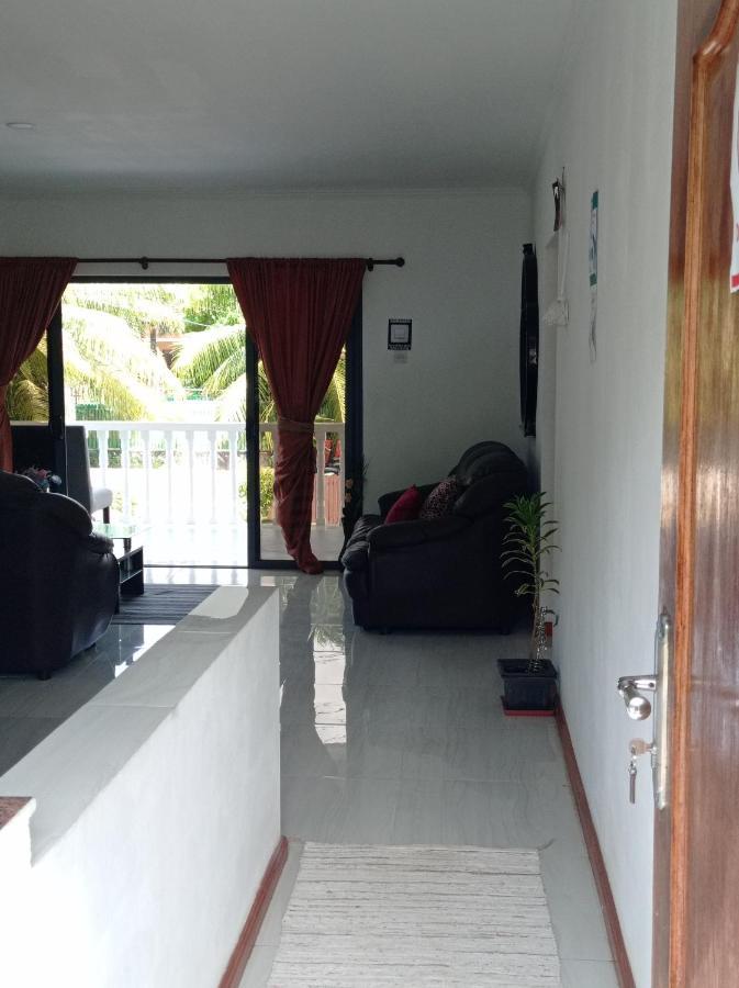Les Forbans Selfcatering Apartment تاكاماكا المظهر الخارجي الصورة
