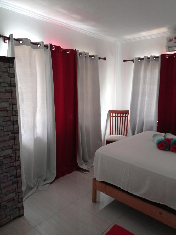 Les Forbans Selfcatering Apartment تاكاماكا المظهر الخارجي الصورة