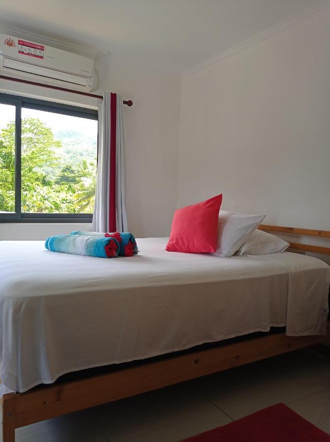 Les Forbans Selfcatering Apartment تاكاماكا المظهر الخارجي الصورة