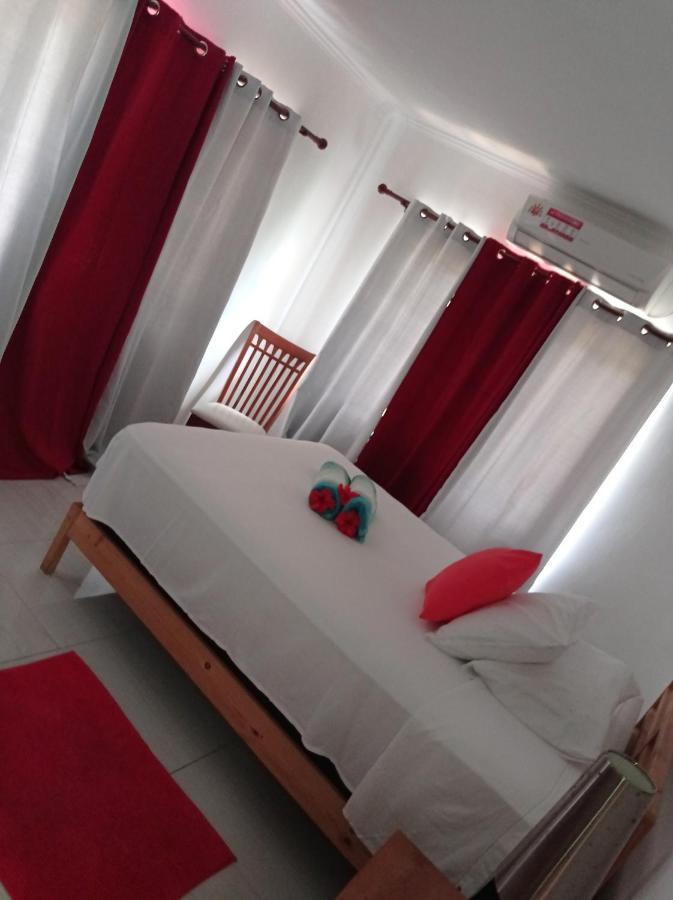 Les Forbans Selfcatering Apartment تاكاماكا المظهر الخارجي الصورة