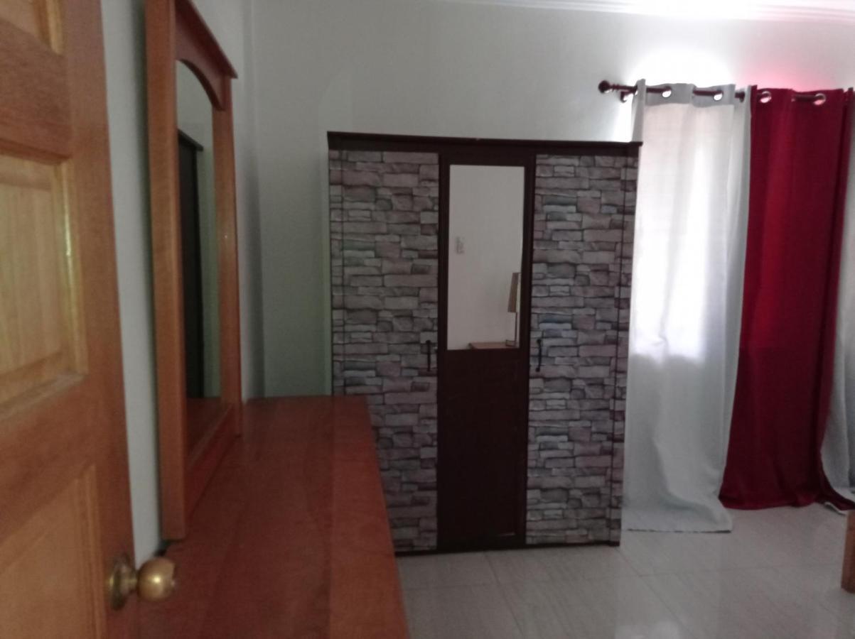 Les Forbans Selfcatering Apartment تاكاماكا المظهر الخارجي الصورة