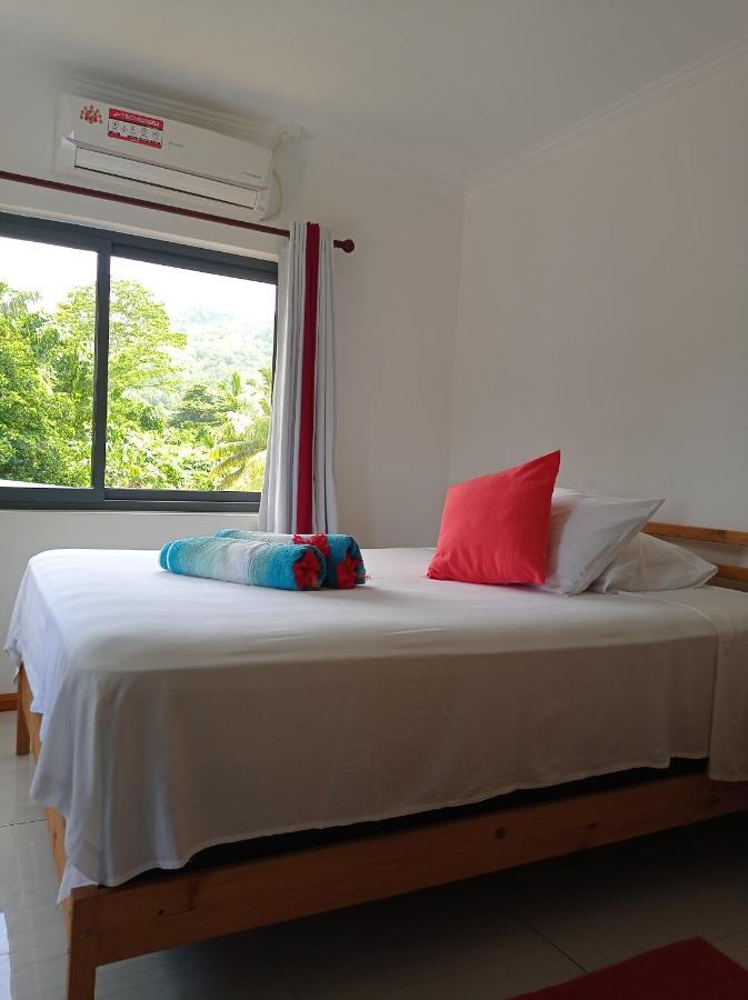 Les Forbans Selfcatering Apartment تاكاماكا المظهر الخارجي الصورة