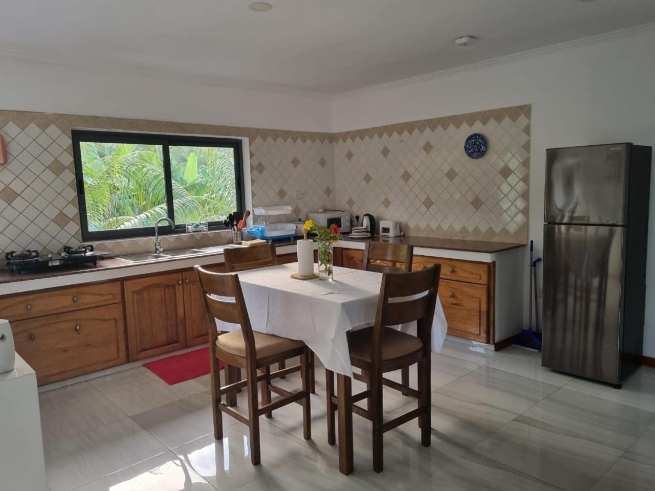 Les Forbans Selfcatering Apartment تاكاماكا المظهر الخارجي الصورة